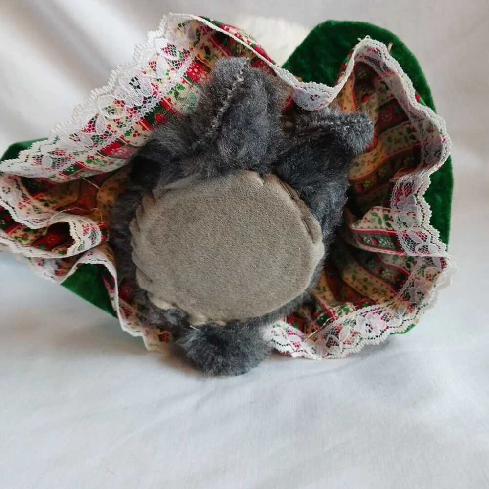 Vintage Handmade Mouse Caroler Green Felt Dress